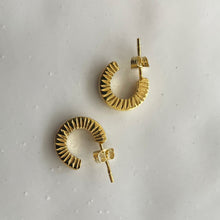 HOOPS ESTY