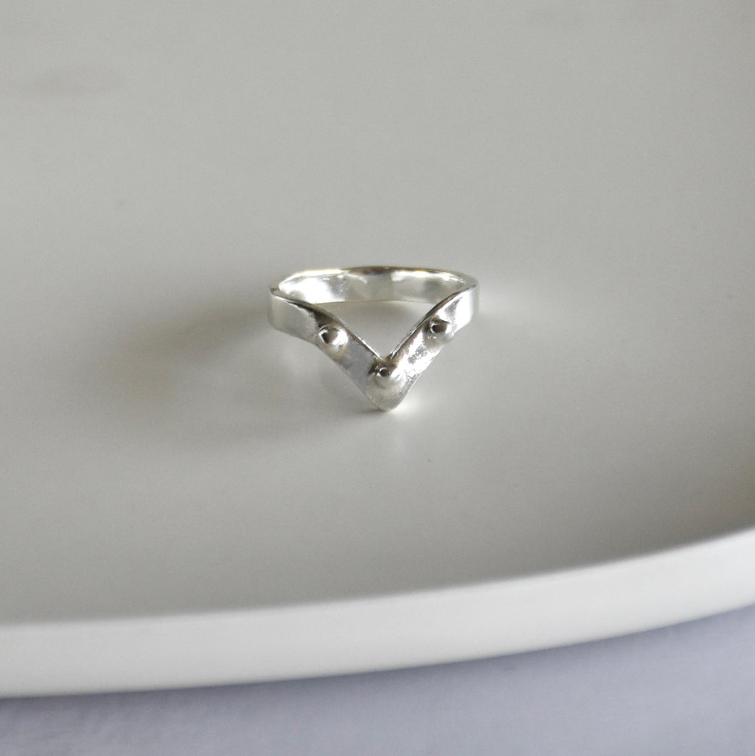 Chevron Pelotitas Plata- Listo para enviar