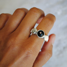SILVER ROCK ONYX