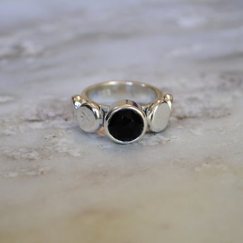 SILVER ROCK ONYX